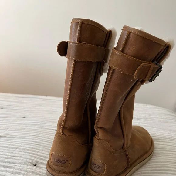 Ugg boots - Picture 3 of 6